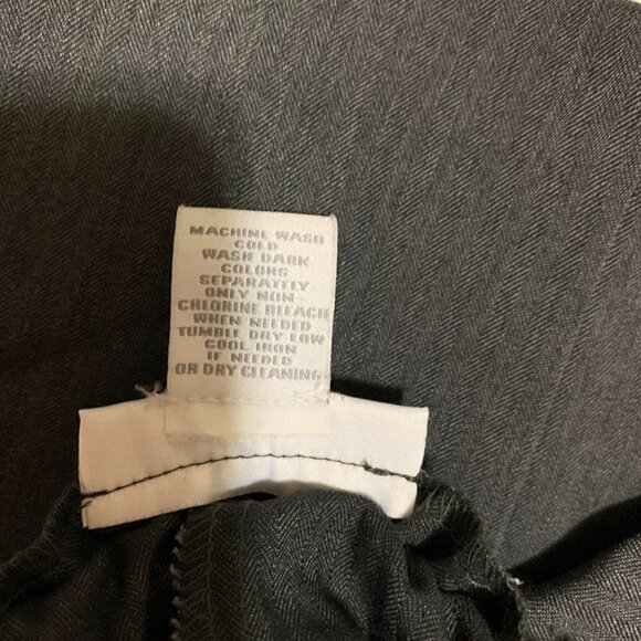 Dress Barn Woman Pleated Front Gray Straight Pullon Elastic Waist. Plus size 16W - Picture 4 of 5